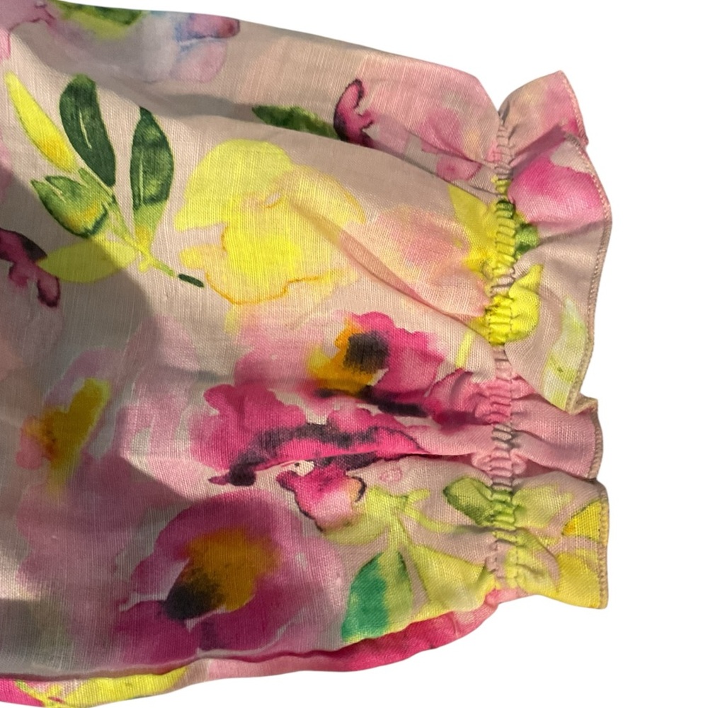 Hester & Orchard Women’s Linen Blend
Floral Semi sheer - Picture 6 of 8